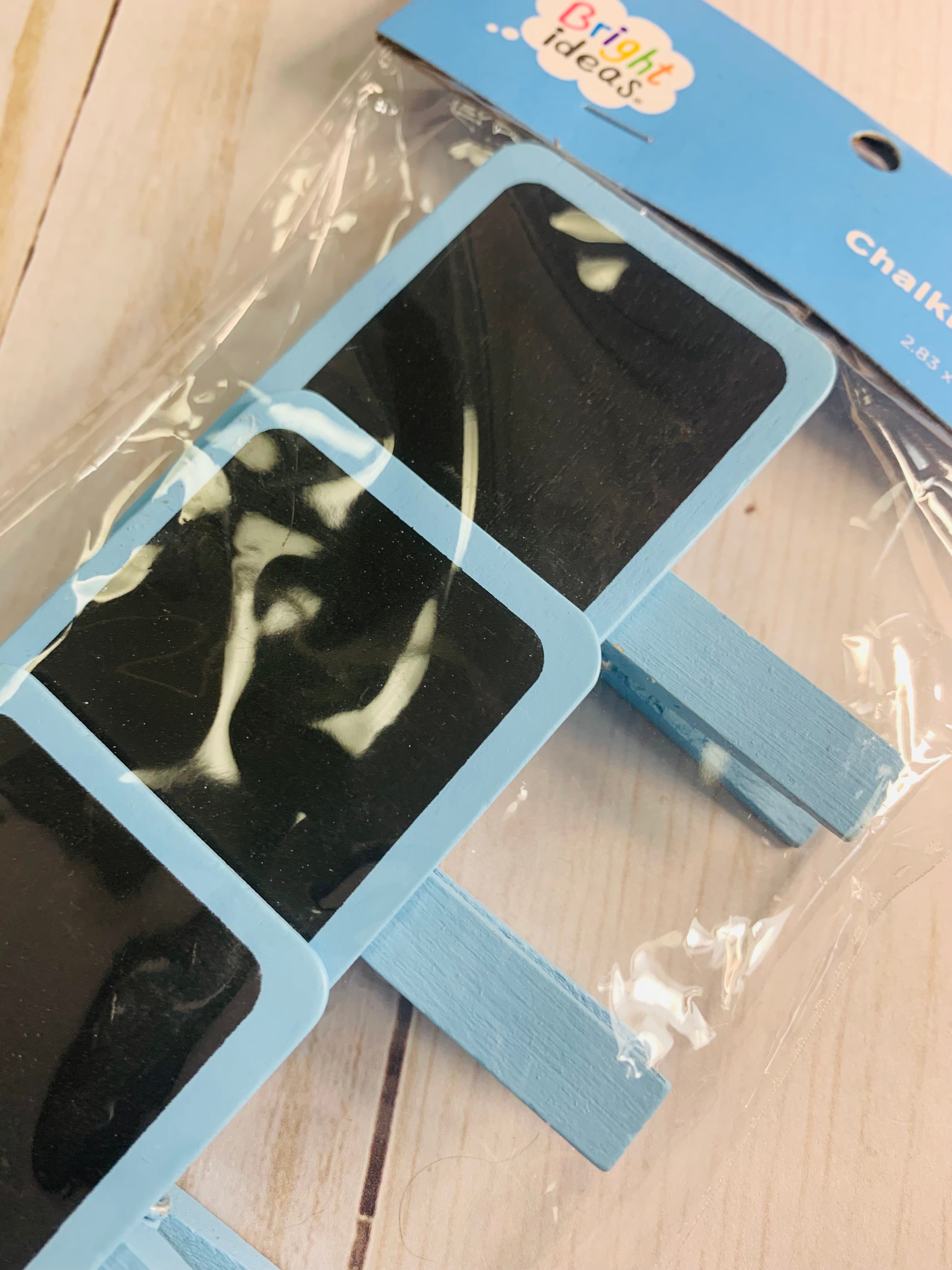 Chalkboard label clips