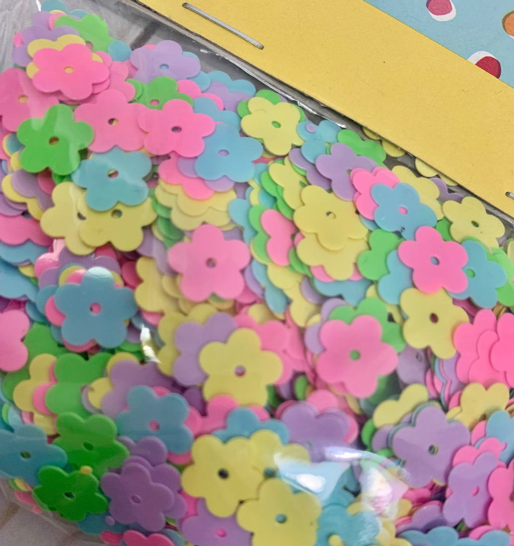 Flower confetti/sequins